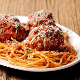 Spaghetti & "Midnight" Meatballs or Italian Sausage